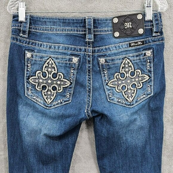 Miss Me Signature Boot Jeans 28 Blue Embroidered Rhinestone Crosses Bling Denim - Picture 1 of 13